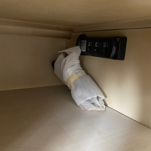 Hooker Furniture Sanctuary Console - Picture 8 of 10